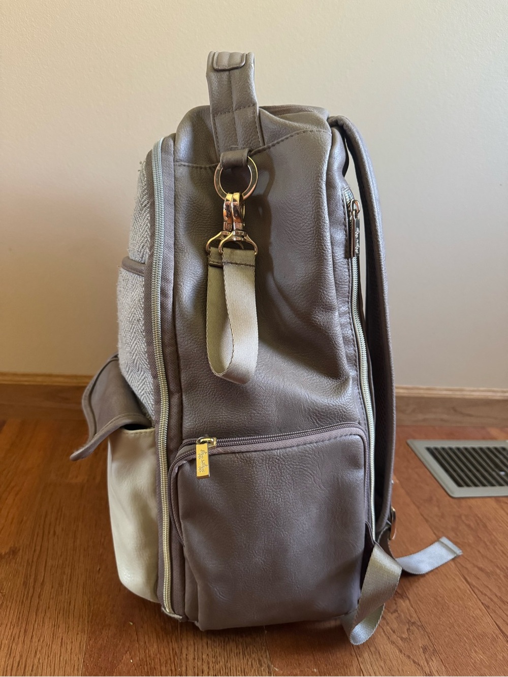 Itzy Ritzy diaper bag - Picture 5 of 8